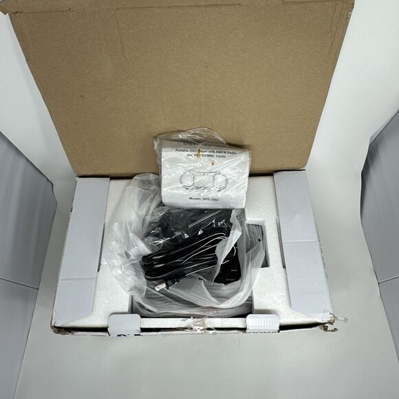 NIB Naxa 7" Bluetooth DVD Player/Boombox Combo TFT/LED Display (NDL-256) - Picture 2 of 6